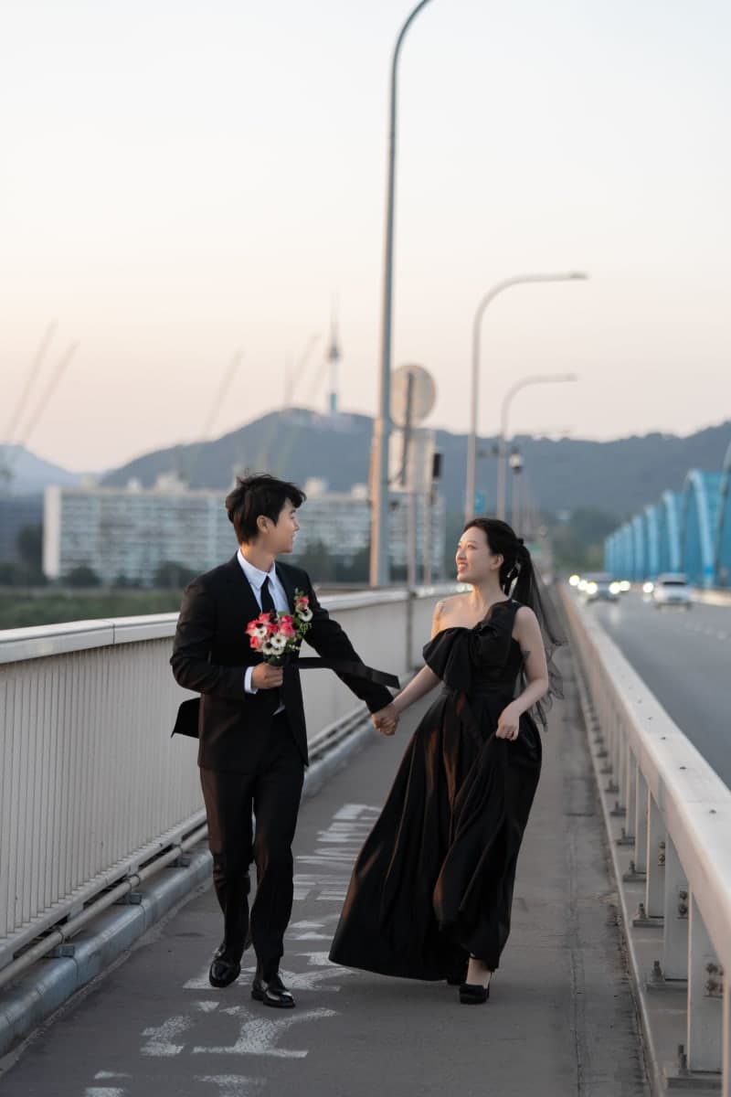 Dongjak Bridge Gallery